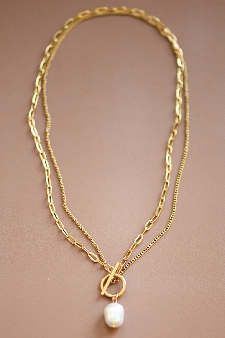Nicola Pearl Toggle Necklace