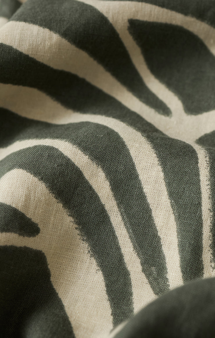 Tova Palm Linen Short