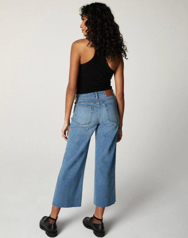 Greta light larchmont Jean