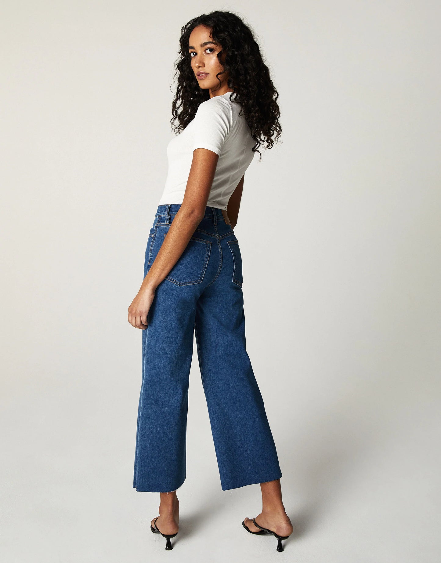 Greta medium wash