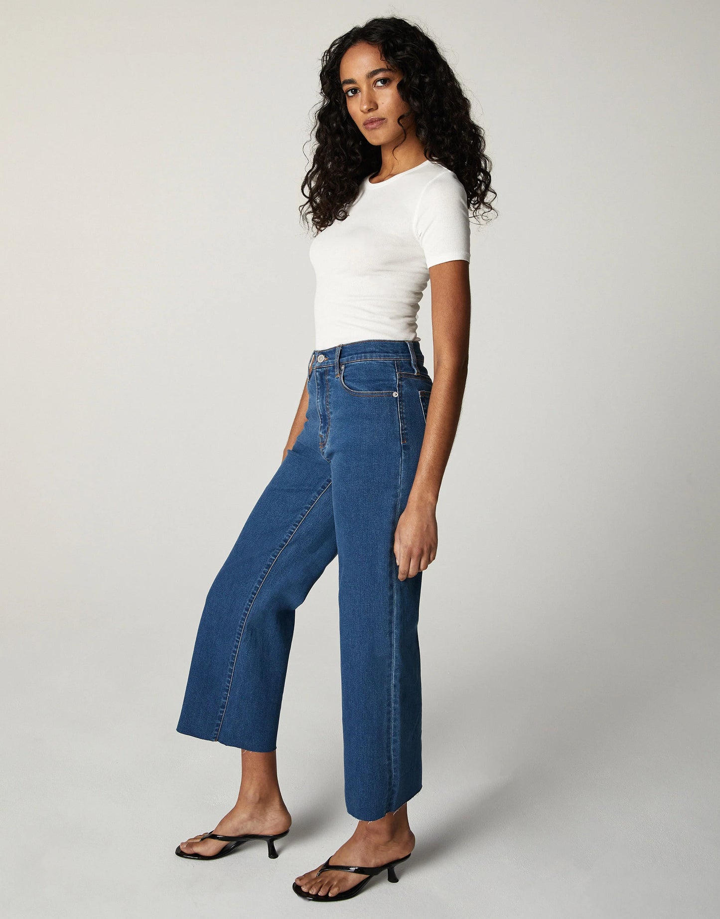 Greta medium wash