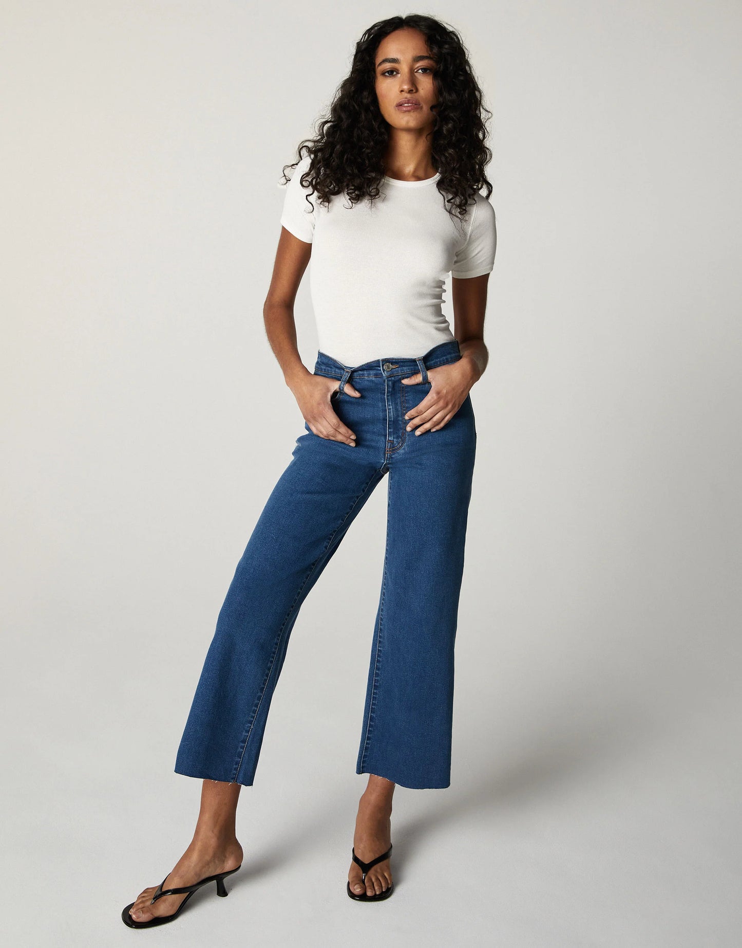 Greta medium wash