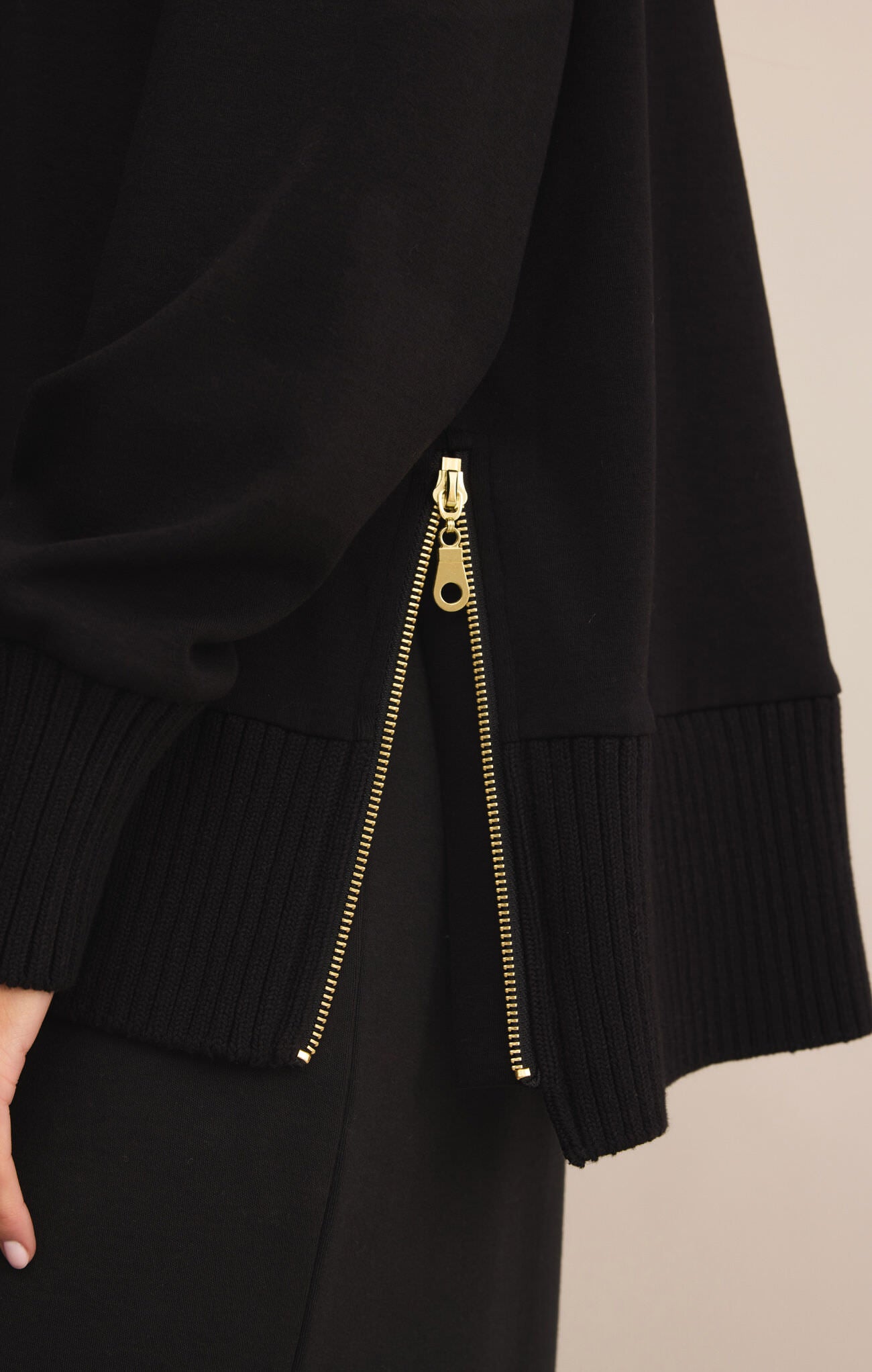 Sable Luxe Long Sleeve - Black