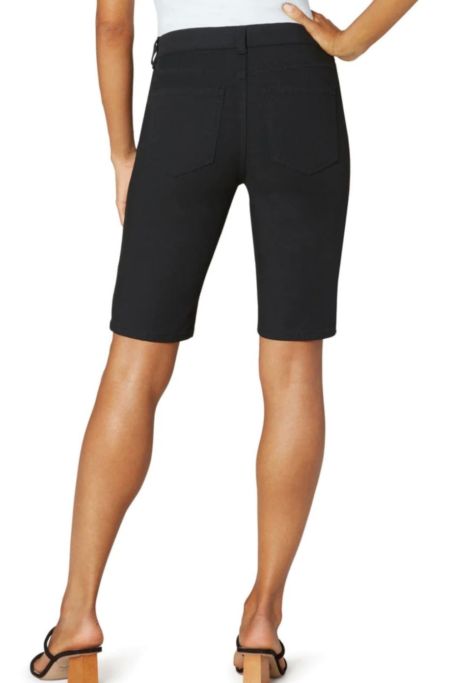 Gia Glider Cruiser Black Shorts