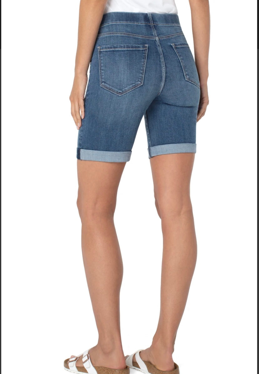 Chloe Bermuda Short
