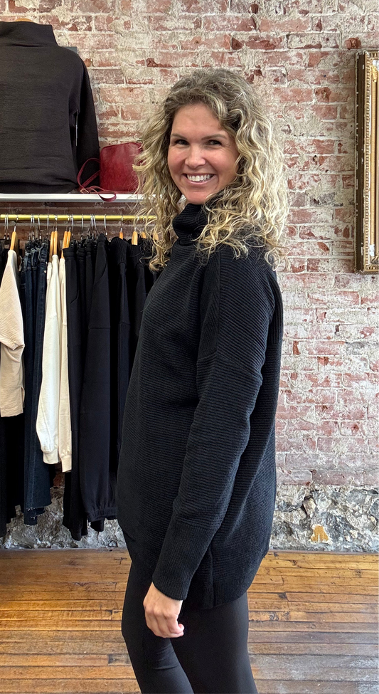 Nancy Ottoman - black