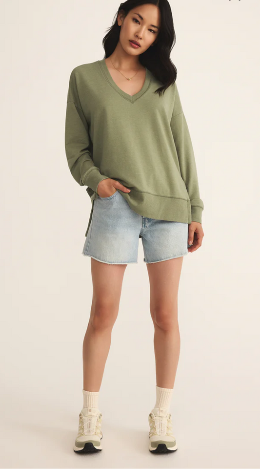 Modern V neck Weekender