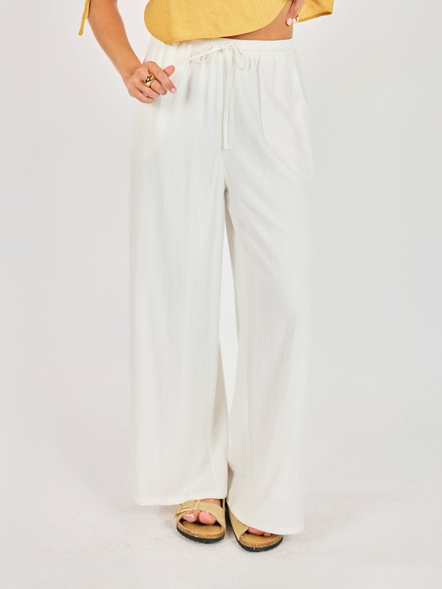 Tammy - White