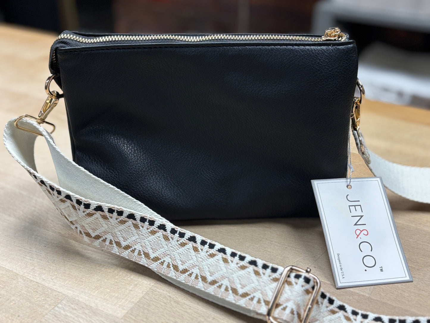 Izzy Crossover- Black