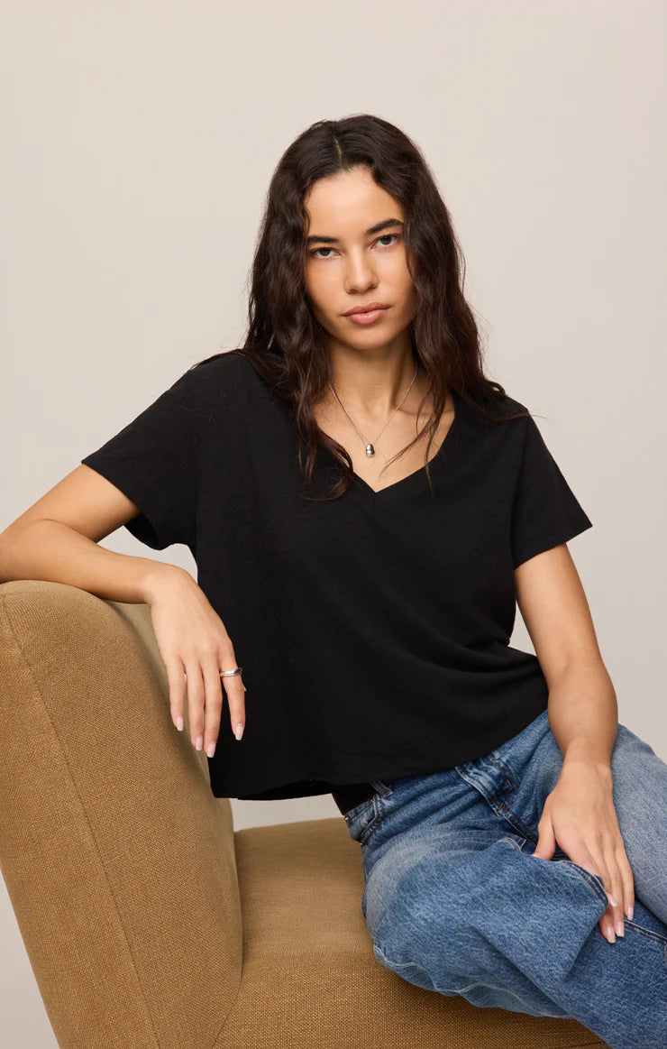 Nomad V Neck Tee - Black