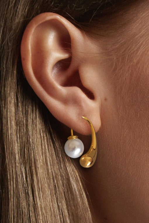 Pearl Drop Earring