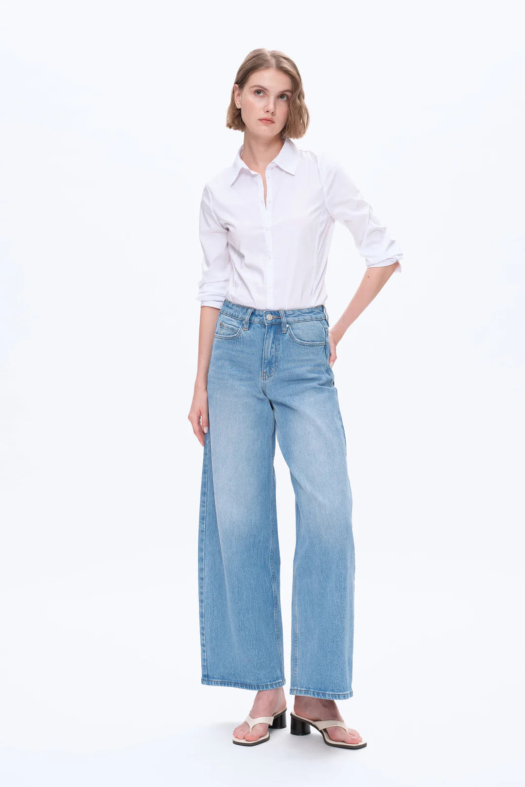 Daisy High Rise Barrel Jean