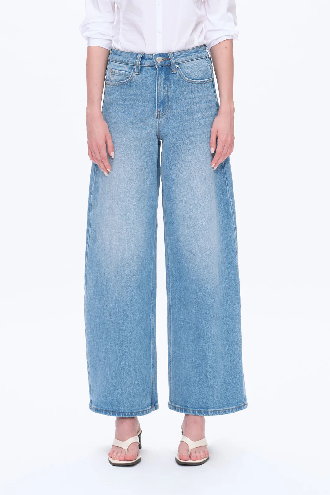 Daisy High Rise Barrel Jean