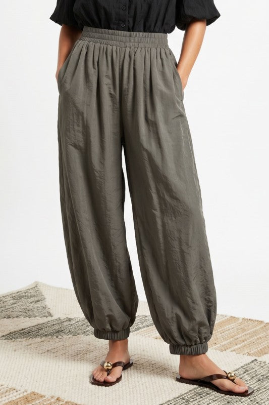 Mara Elastic Bottom Pant