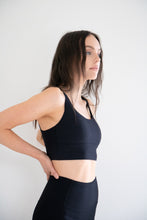 Royal Ribbed Bra in Pitch